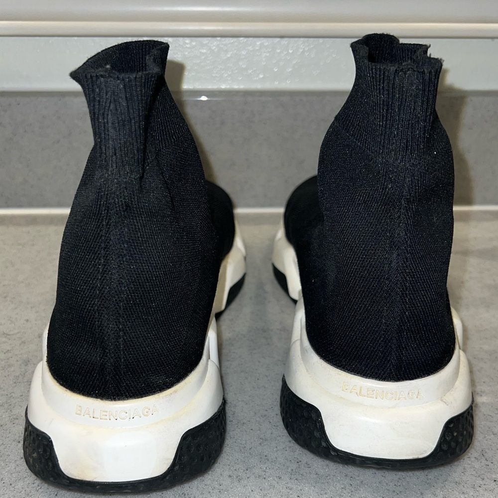 Balenciaga Black and White Knit Sneakers - Picture 6 of 12